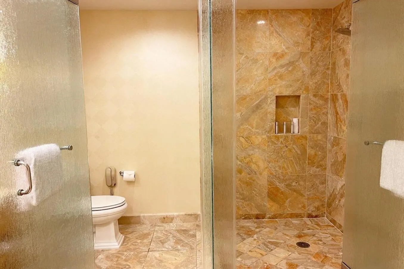 Five Star Trump Hotel No Resort And Cleaning Fees 拉斯维加斯 0*,